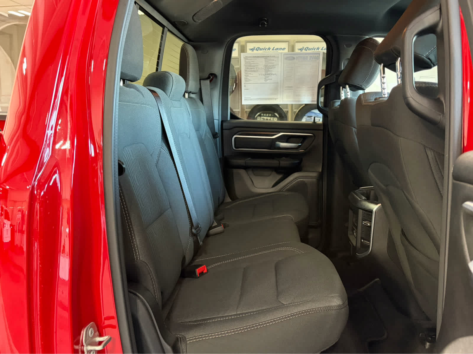 Used 2023 RAM 1500 Big Horn AWD/4WD image 35