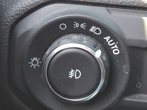 Used 2023 Jeep Wrangler Unlimited Sahara AWD/4WD image 23