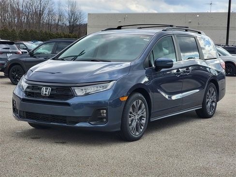 New 2026 Honda Odyssey Touring image 2