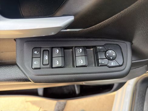 Used 2025 RAM 1500 Lone Star AWD/4WD image 14