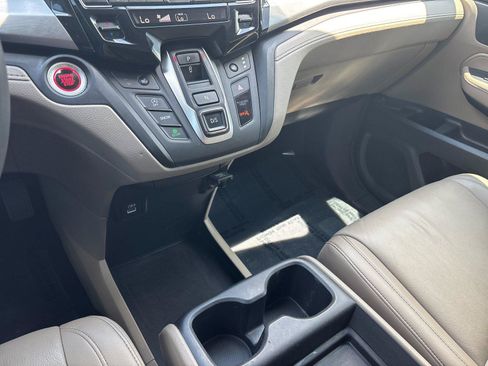 Used 2024 Honda Odyssey EX-L image 27