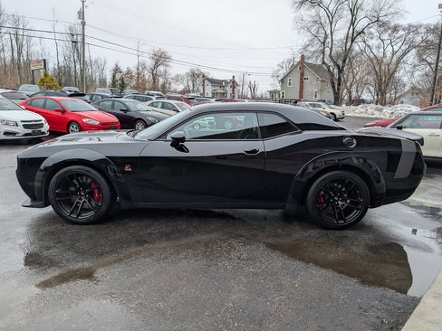 Used 2020 Dodge Challenger R/T Scat Pack image 4