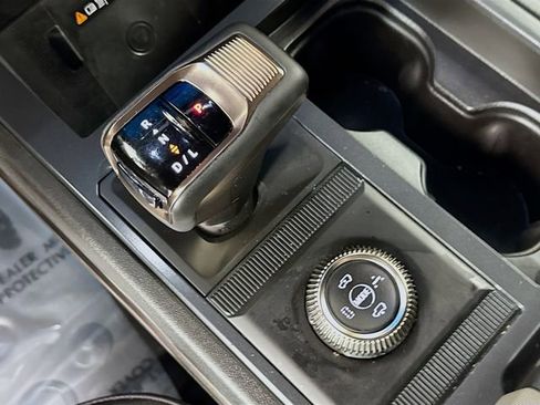 Used 2025 GMC Hummer EV 2X image 19