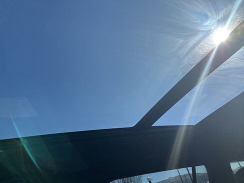 Used 2024 Jeep Grand Cherokee L Overland w/ Trailer Tow Package image 37