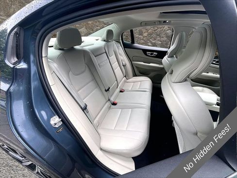 Used 2019 Volvo S60 T6 Momentum w/ Premium Package AWD/4WD image 25