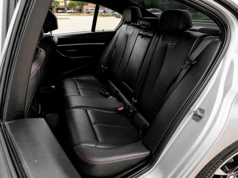 Used 2018 BMW 330i Sedan w/ Convenience Package RWD image 44