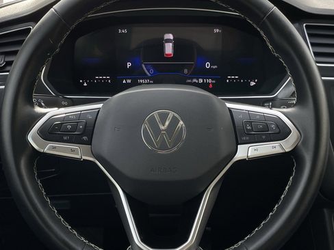 Used 2024 Volkswagen Tiguan S image 12