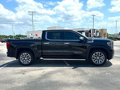 Used 2024 GMC Sierra 1500 Denali w/ Denali Reserve Package RWD image 9
