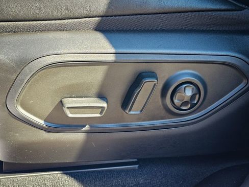 New 2026 Jeep Grand Cherokee Limited AWD/4WD image 16