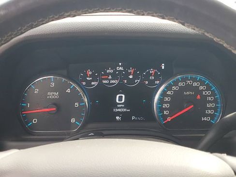 Used 2018 GMC Yukon Denali image 17