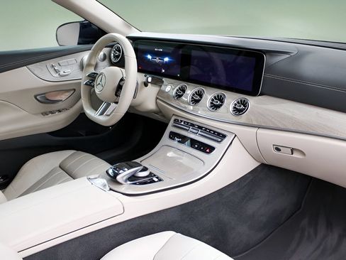 Used 2022 Mercedes-Benz E 450 Cabriolet image 22