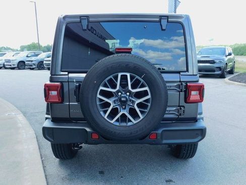 New 2025 Jeep Wrangler Unlimited Sahara w/ Safety Group AWD/4WD image 26