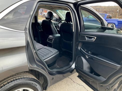 Used 2015 Ford Edge SEL w/ Equipment Group 201A image 24