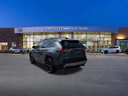 Used 2023 Toyota RAV4 XSE AWD/4WD image 23