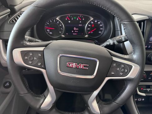 Certified 2022 GMC Terrain SLT AWD/4WD image 13