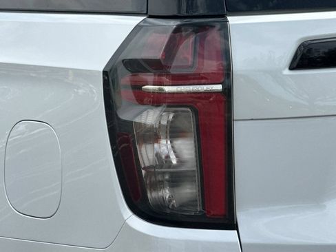 Used 2024 Chevrolet Suburban RST w/ Luxury Package AWD/4WD image 47