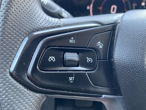 Used 2026 Chevrolet Trax LT FWD image 33