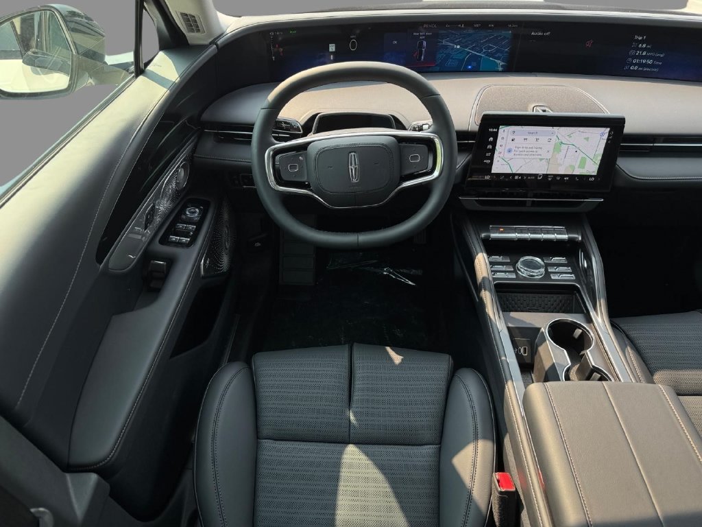 New 2026 Lincoln Nautilus Reserve AWD/4WD image 11