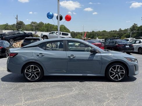 Certified 2024 Nissan Sentra SR w/ SR Premium Package FWD image 8