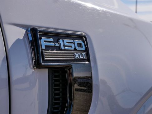 Used 2023 Ford F150 XLT w/ Trailer Tow Package image 10