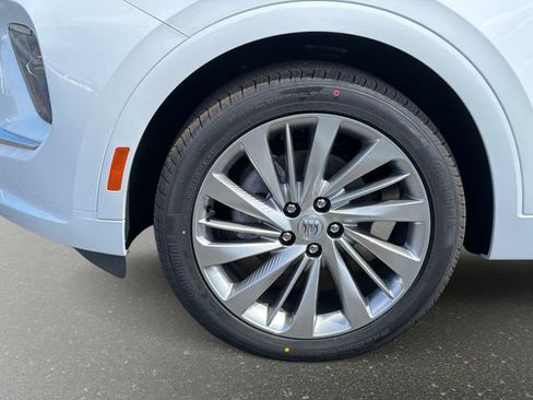 New 2026 Buick Envision Avenir image 10