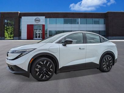 New 2026 Nissan Leaf Platinum+ w/ Cargo Package (Platinum+)