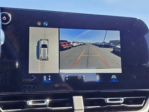 New 2026 Chevrolet Equinox LT w/ Safety and Technology Package image 26