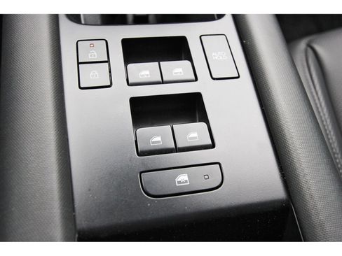 Certified 2024 Hyundai Ioniq 6 SEL RWD image 28