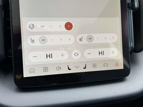 New 2026 Volvo EX30 Plus w/ Climate Package image 5