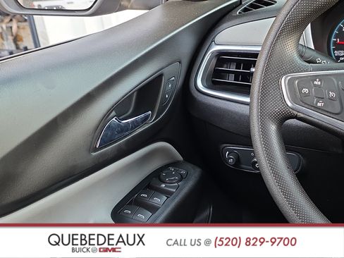 Used 2019 Chevrolet Equinox LS FWD image 19