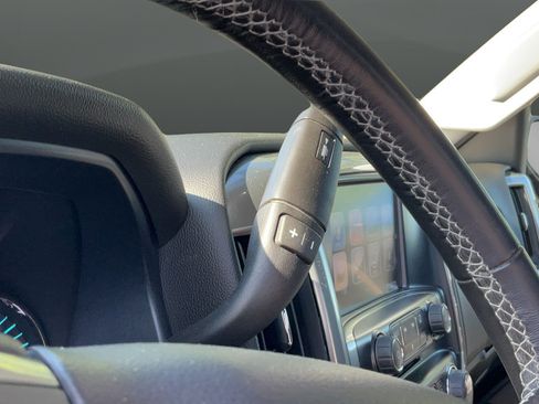 Used 2018 Chevrolet Silverado 1500 LT w/ All Star Edition AWD/4WD image 23
