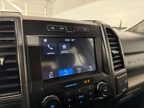 Used 2019 Ford F250 XLT w/ XLT Value Package image 22