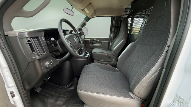 Used 2025 GMC Savana 2500 w/ Driver Convenience Package RWD image 22