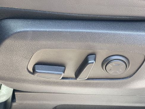 Used 2025 Kia Carnival SX Prestige FWD image 13