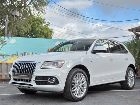 Used 2017 Audi Q5 2.0T Premium Plus w/ Technology Package AWD/4WD image 5