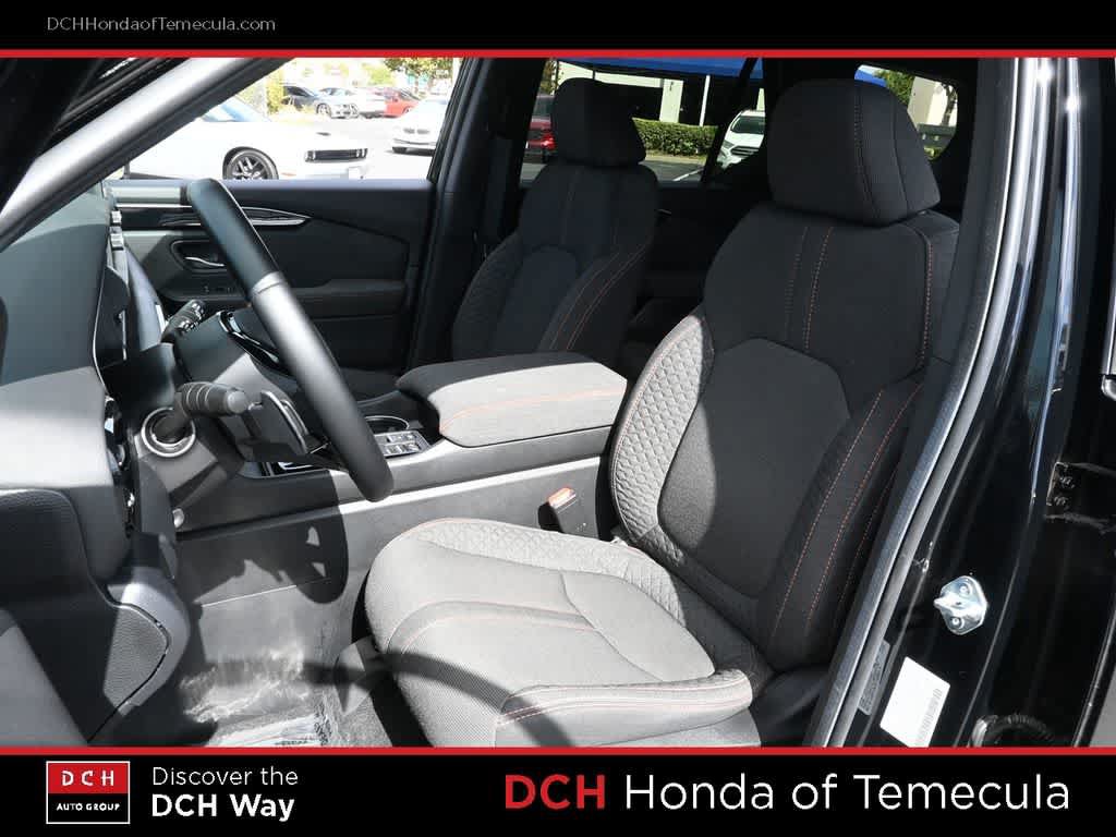 Certified 2025 Honda Pilot Sport image 18
