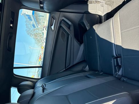 Used 2021 Volkswagen Tiguan SE R-Line image 28