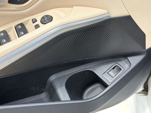 Used 2019 BMW 330i Sedan w/ Premium Package RWD image 25