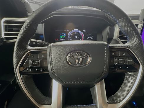 Used 2024 Toyota Tundra Platinum AWD/4WD image 18
