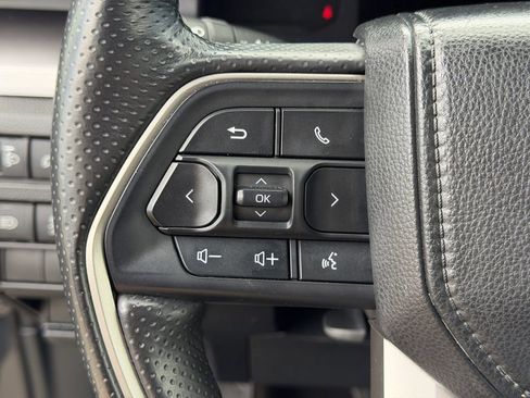 Used 2025 Toyota 4Runner SR5 RWD image 24