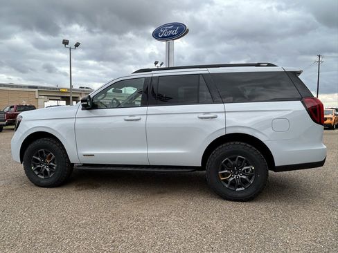 New 2026 Ford Expedition Tremor image 4