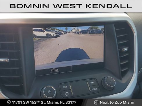 Used 2022 GMC Acadia SLE w/ Driver Convenience Package image 26