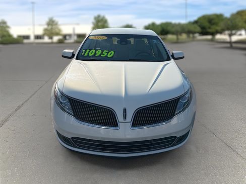 Used 2013 Lincoln MKS image 2