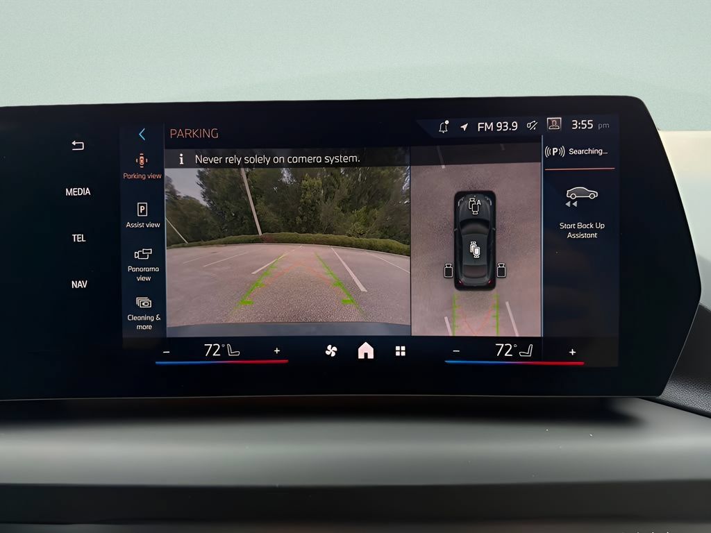 New 2026 BMW 228i w/ Technology Package FWD image 16