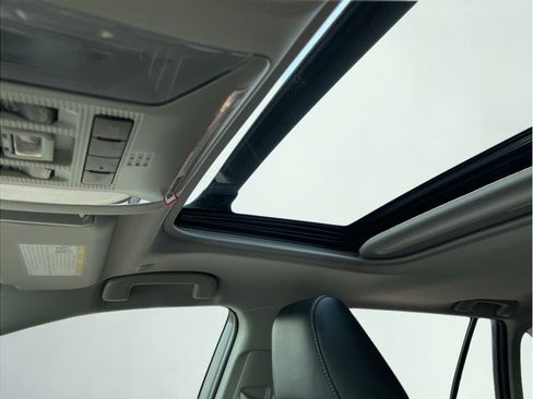 Certified 2023 Toyota RAV4 XLE Premium AWD/4WD image 10