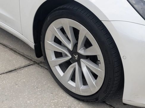 Used 2021 Tesla Model 3 Standard Range Plus RWD image 5