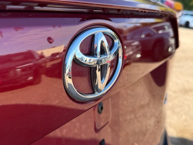 Used 2020 Toyota RAV4 XLE FWD image 12