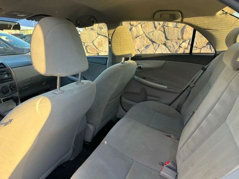 Used 2012 Toyota Corolla LE image 8