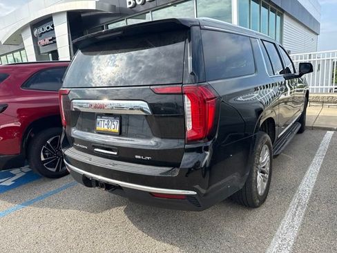 Used 2022 GMC Yukon XL SLT w/ SLT Premium Package AWD/4WD image 3