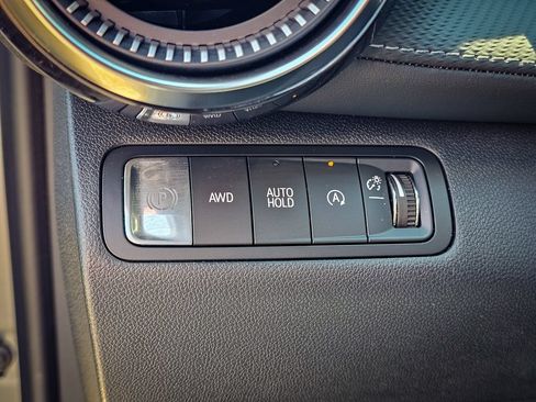 Used 2026 Chevrolet Equinox LT w/ Convenience Package II AWD/4WD image 15